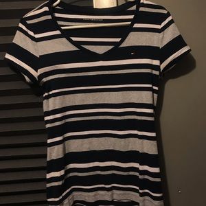 Tommy Hilfiger shirt  || send offers💖